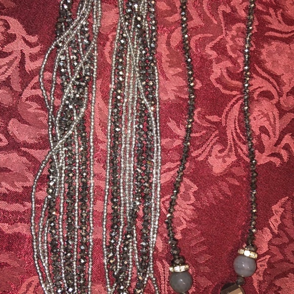 Beautiful Grey, Silver & Pewter Convertible Glass Bead Necklace - Picture 6 of 7